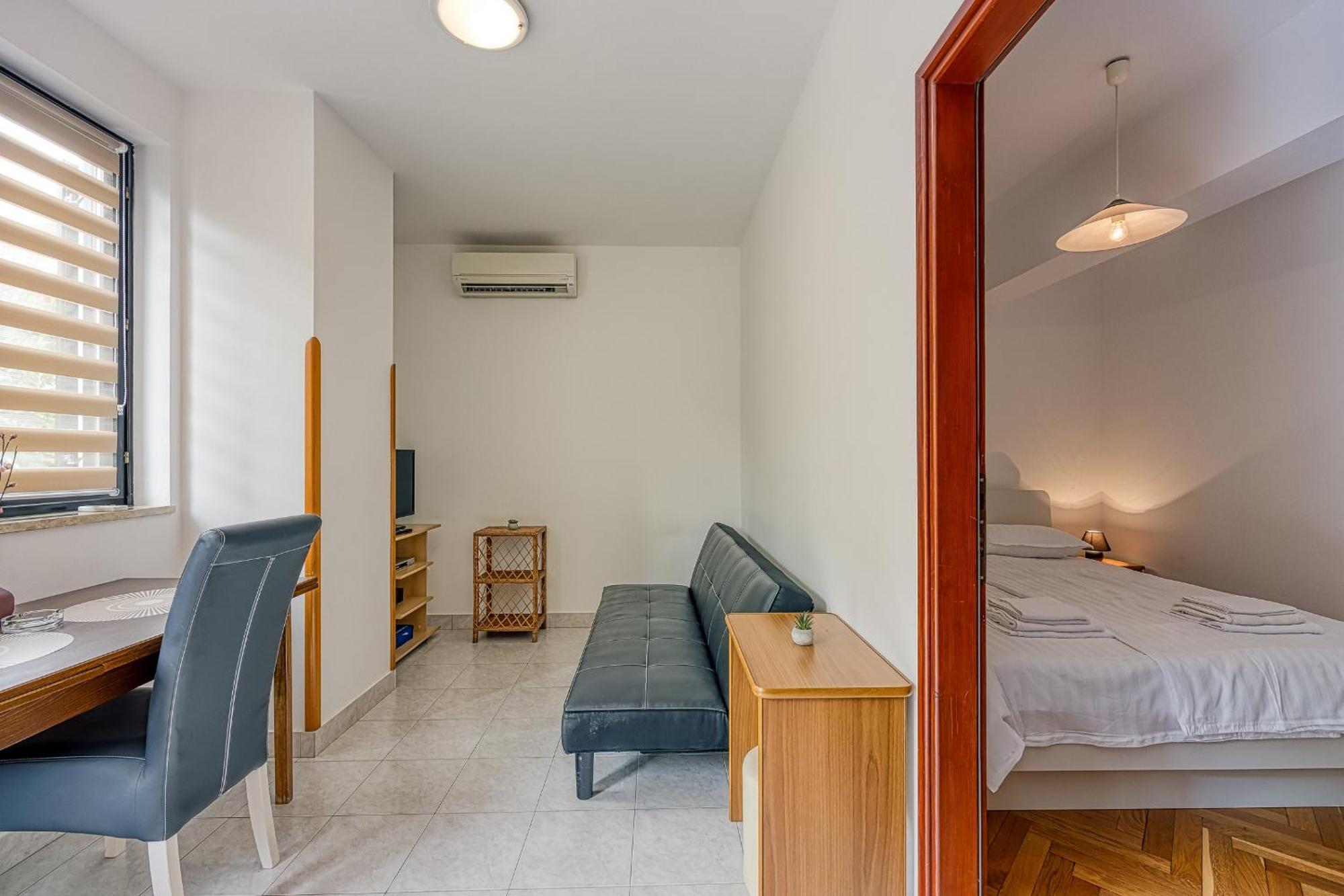 Punta B Hotell Poreč Eksteriør bilde