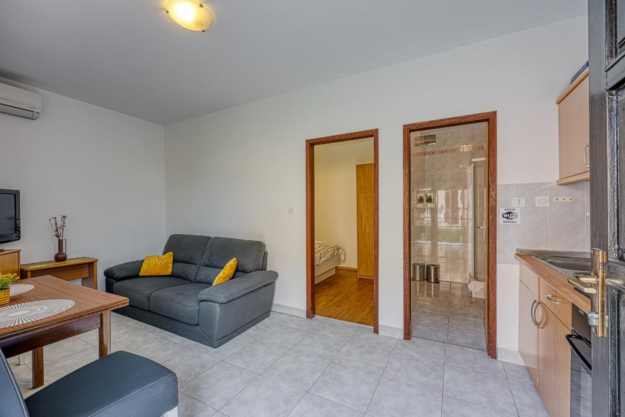 Punta B Hotell Poreč Eksteriør bilde