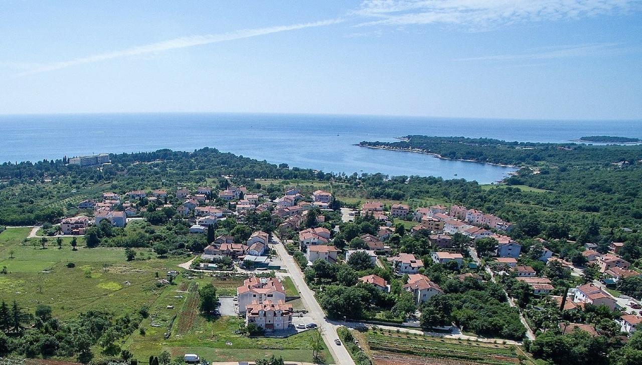 Punta B Hotell Poreč Eksteriør bilde