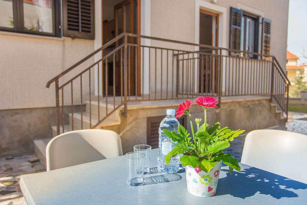 Punta B Hotell Poreč Eksteriør bilde